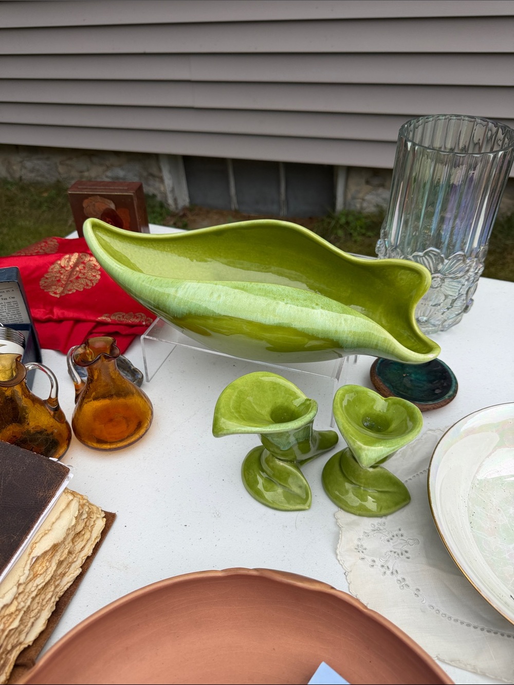 Glossy Lime Green Ceramic Centerpiece Bowl with Matching Holders